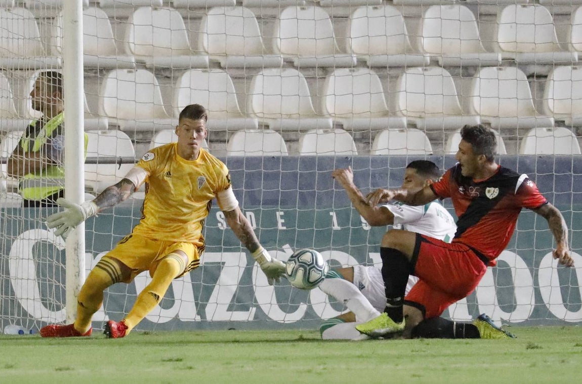 El Córdoba-Rayo Vallecano, en imágenes