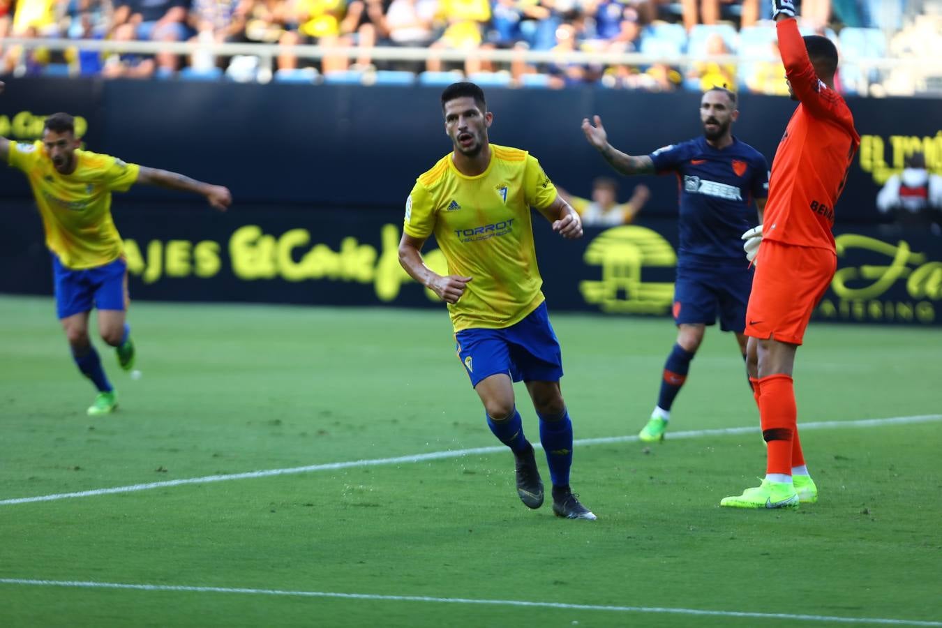 Encuentro amistosos Cádiz CF 1 – 0 Málaga CF