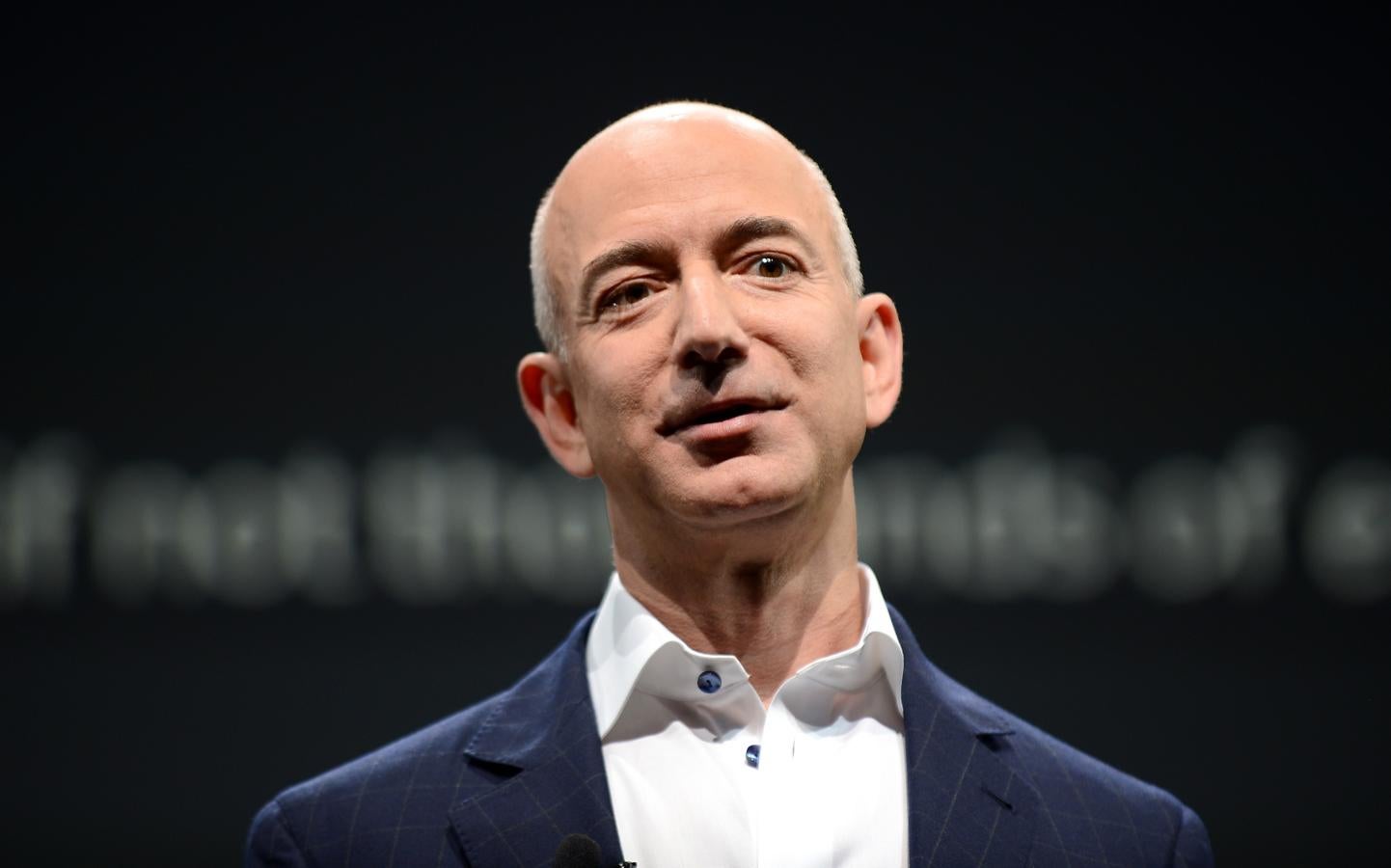 El nuevo gigayate de 400 millones de Jeff Bezos