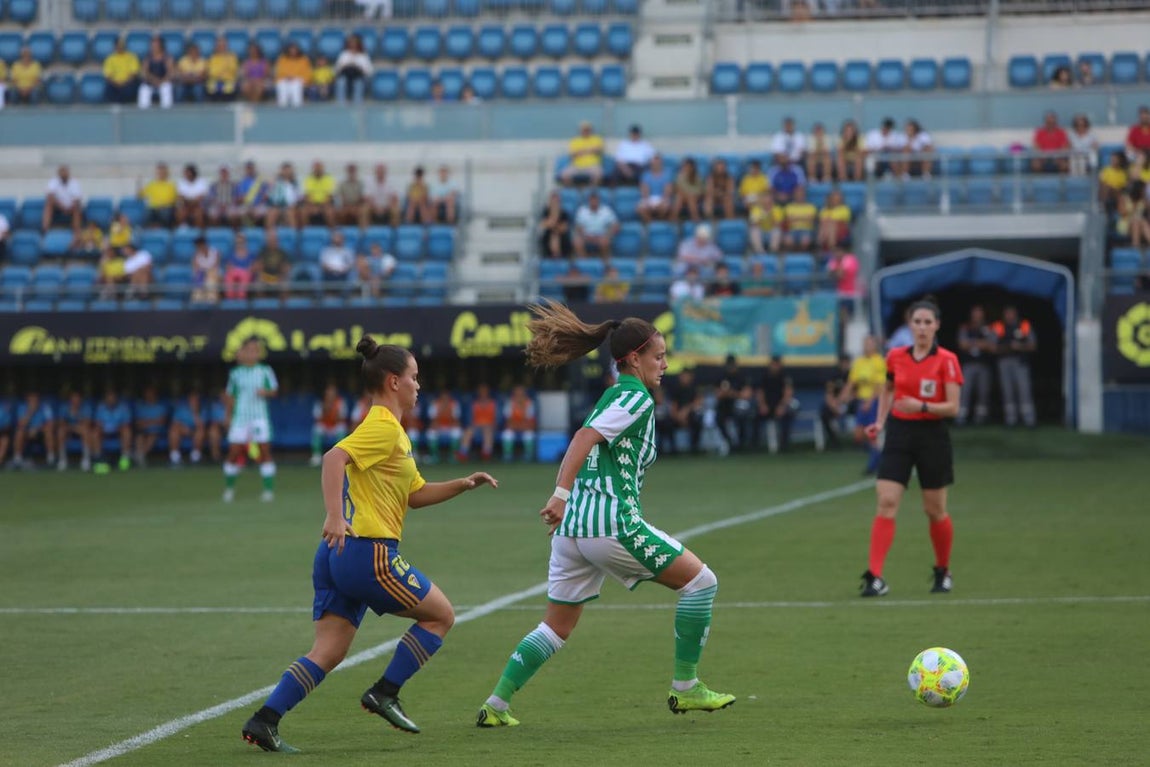 Las FOTOS del partido del Cádiz CF Femenino ante el Betis