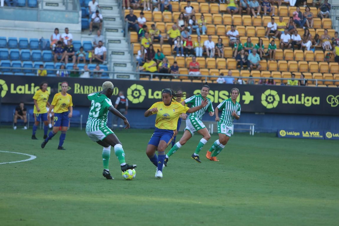 Las FOTOS del partido del Cádiz CF Femenino ante el Betis