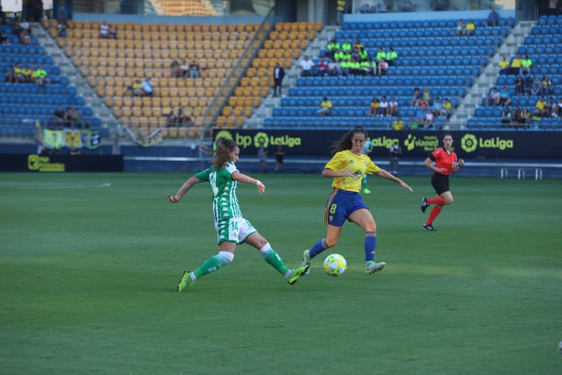 Las FOTOS del partido del Cádiz CF Femenino ante el Betis