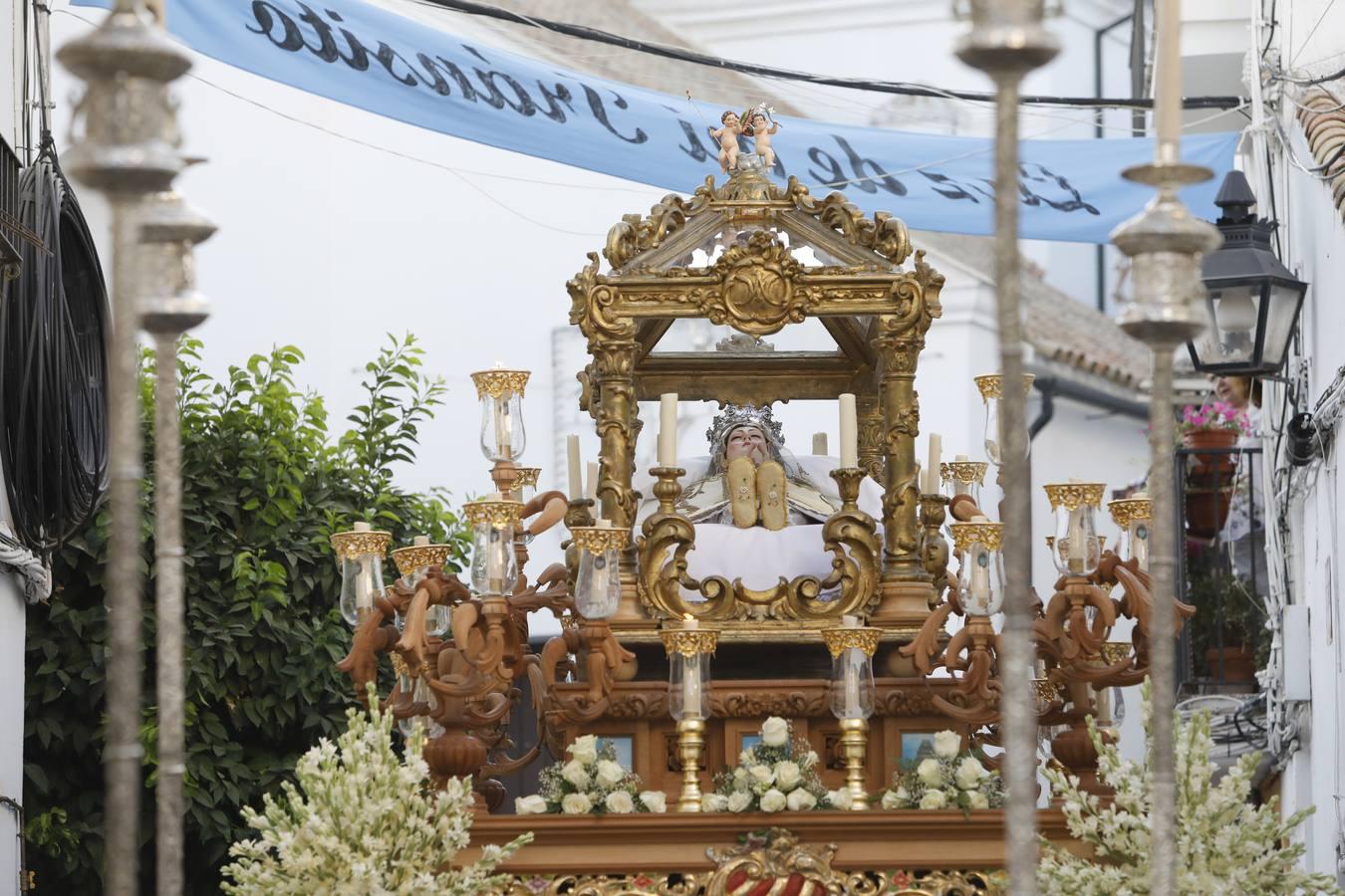 La procesión de la Virgen del Tránsito, en imágenes