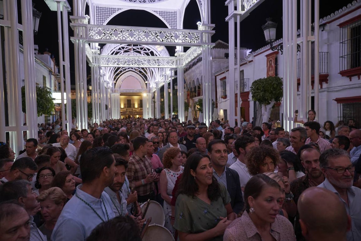 En imágenes, así es la catedral efímera de Almonte