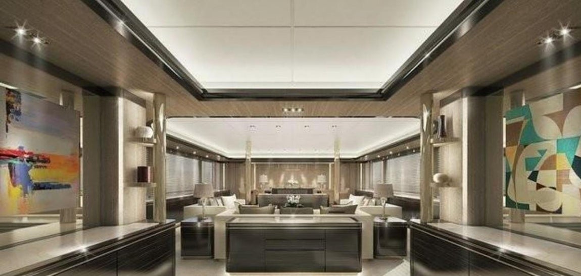 Codecasa. Los yates famosos son Jonikal (construido para Mohammed al Fayed) y Main, construido para Giorgio Armani.