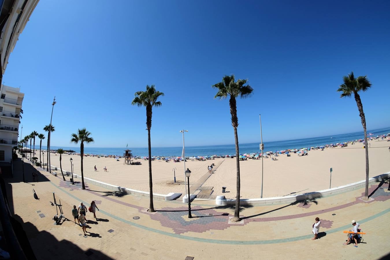 La Costilla, una excelente playa urbana en Rota