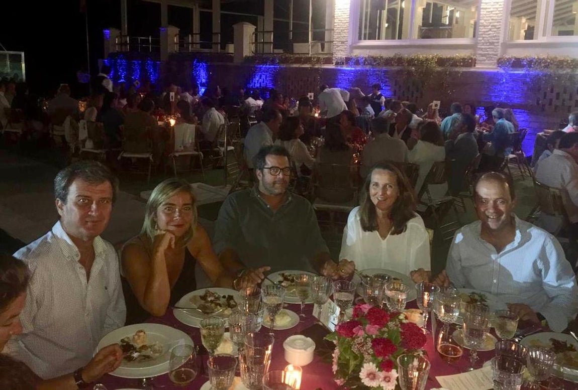 Jorge Osborne, Blanca Bachiller, Eloy Gómez, Maria Luisa Higuero y Alberto Paredes. 