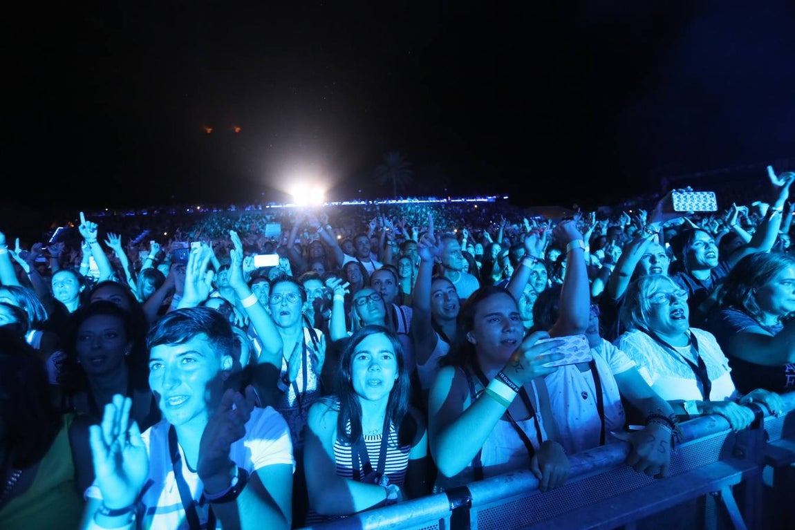 FOTOS: Manuel Carrasco llena el Concert Music de Sancti Petri, en Chiclana