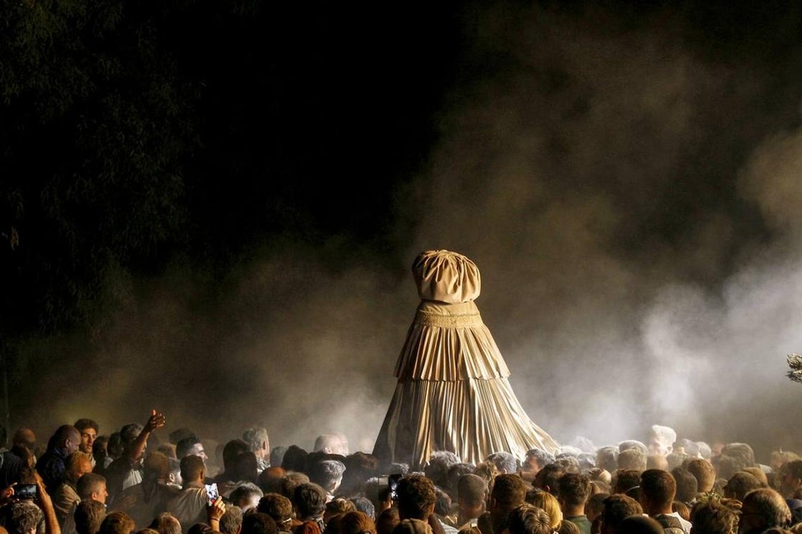 En imágenes, el traslado de la Virgen del Rocío hasta su pueblo de Almonte