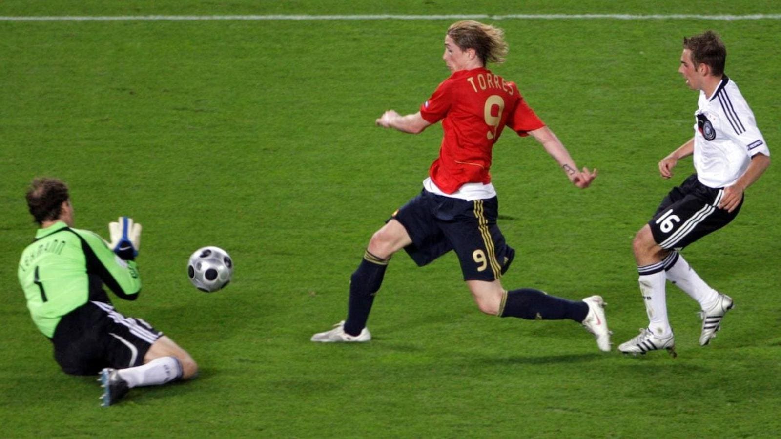 Torres fue el autor del gol que dio la Eurocopa a España en 2008. 