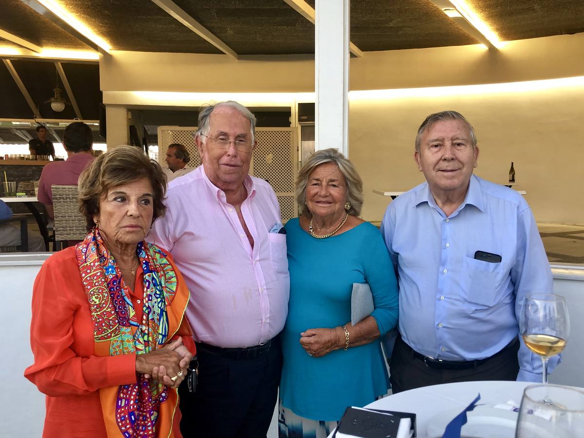 Mariti Llorente, Javier Pérez de Eulate, Cruz Vargas y Alfonso Pérez Moreno. 