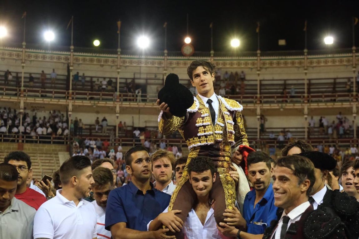 Corrida de &#039;El Juli&#039;, José María Manzanares y Daniel Crespo en El Puerto