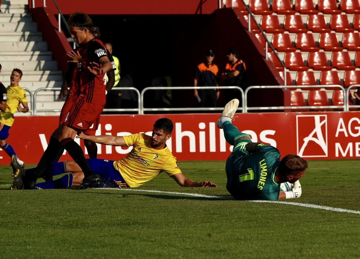 Las mejores imágenes del CD Mirandés-Cádiz CF