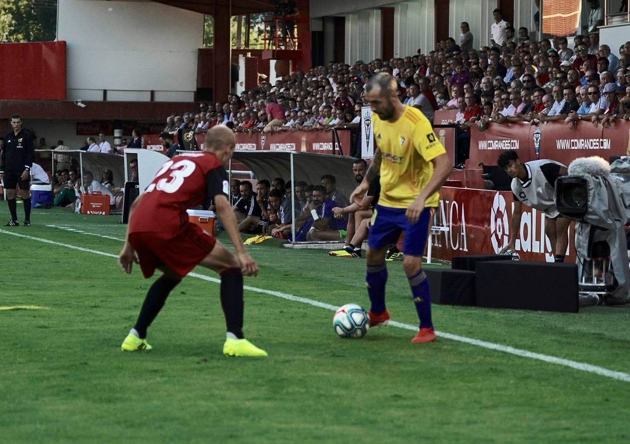 Las mejores imágenes del CD Mirandés-Cádiz CF