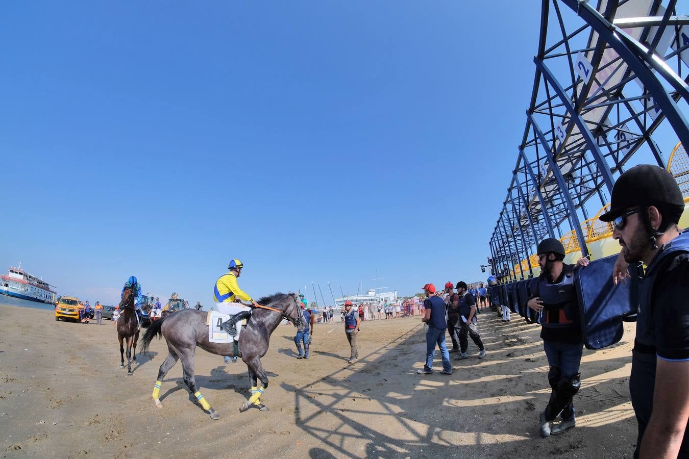 FOTOS: Segundo ciclo de las carreras de caballos de Sanlúcar