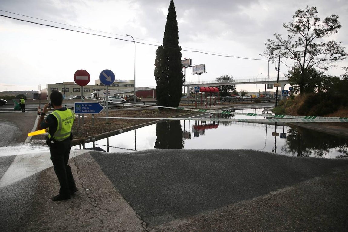 Cortes en la vía de acceso a Valdemoro. 