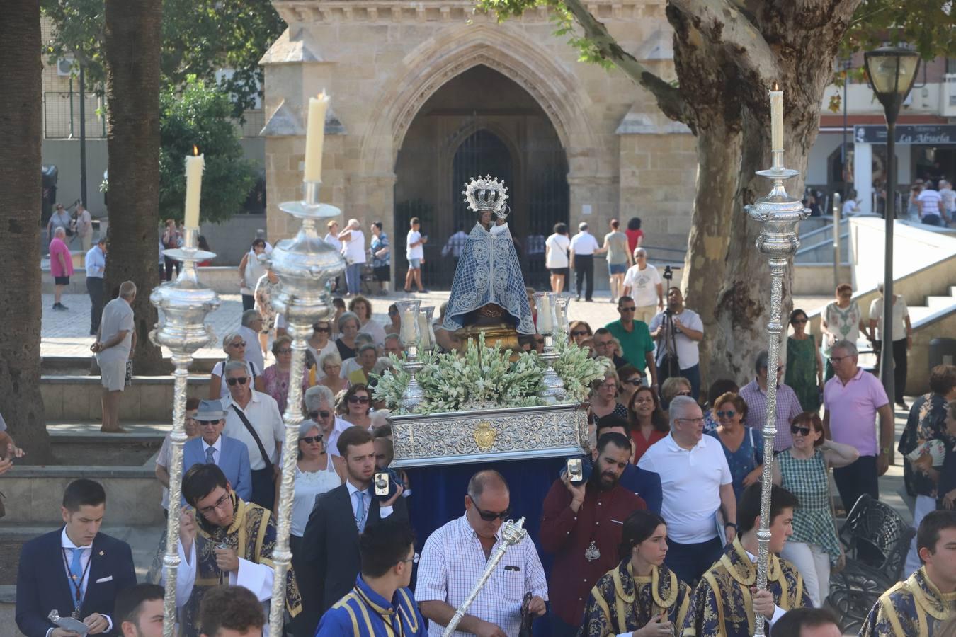 La visita de la Virgen de la Fuensanta a los templos de Córdoba, en imágenes