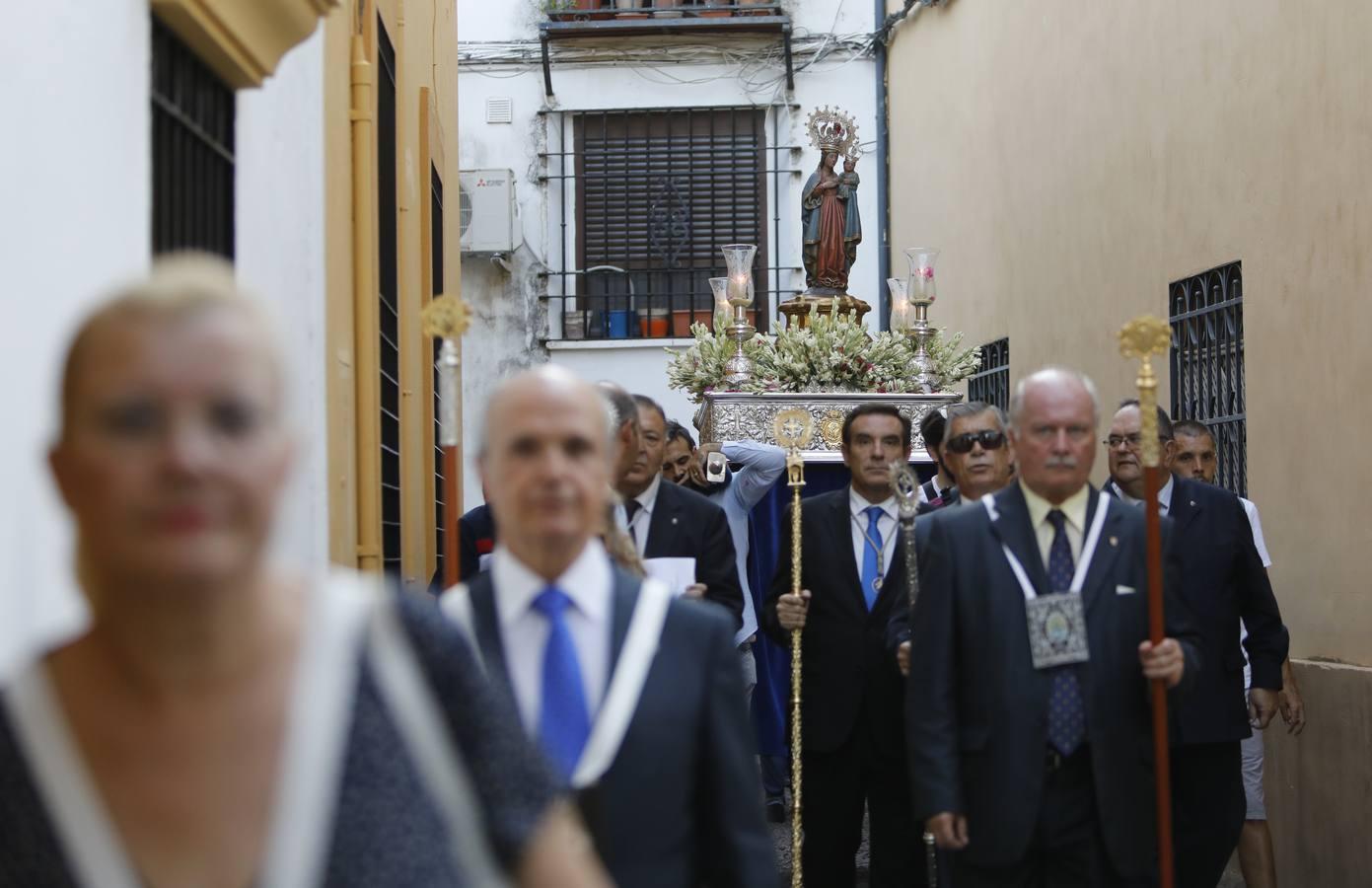 El traslado de la Fuensanta al Carmen de Puerta Nueva, en imágenes