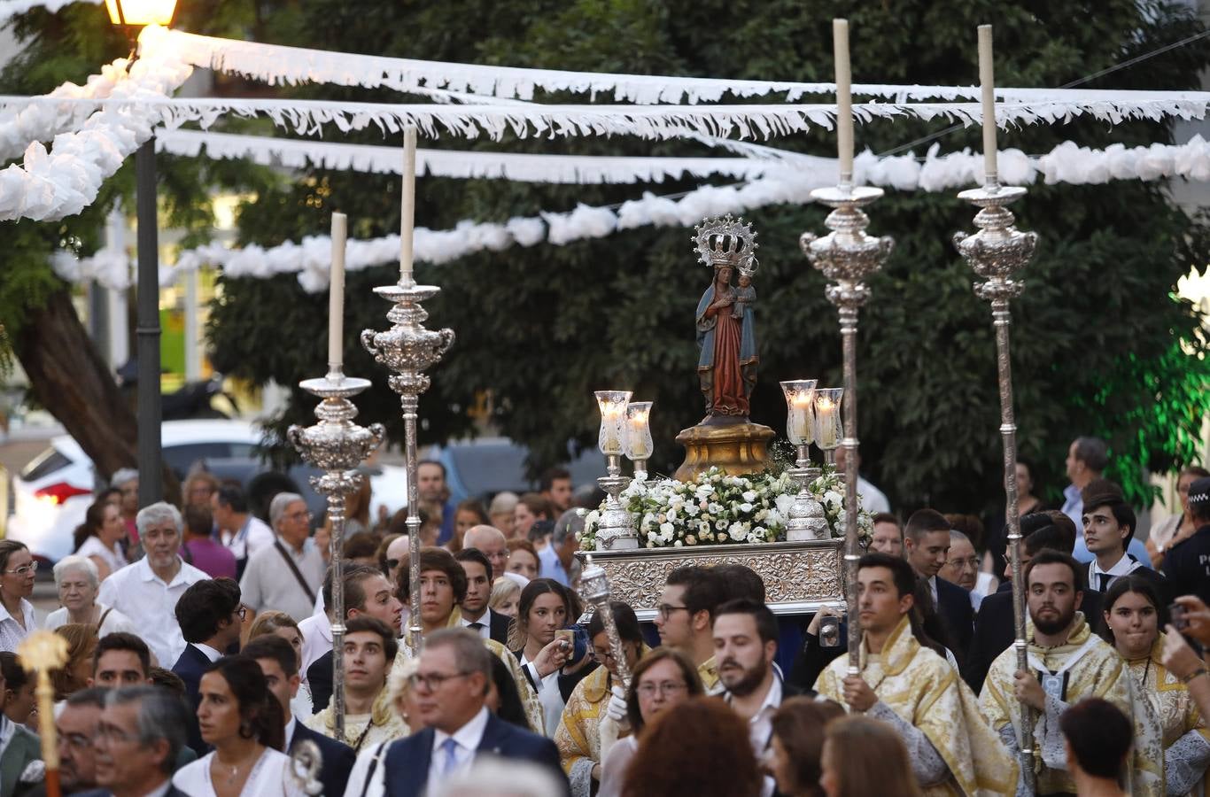 El encuentro de la Virgen de la Fuensanta con San Rafael, en imágenes