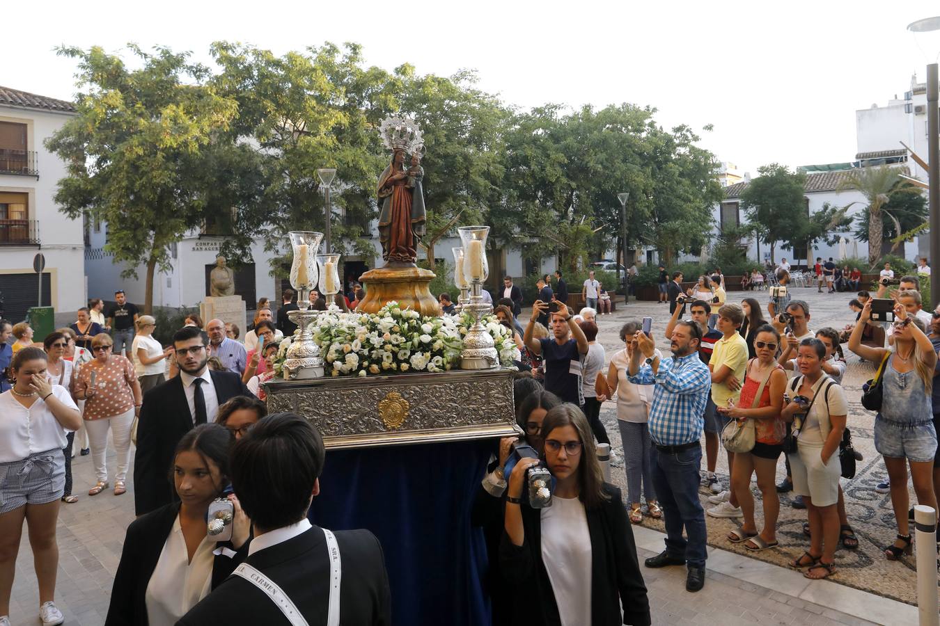 El encuentro de la Virgen de la Fuensanta con San Rafael, en imágenes