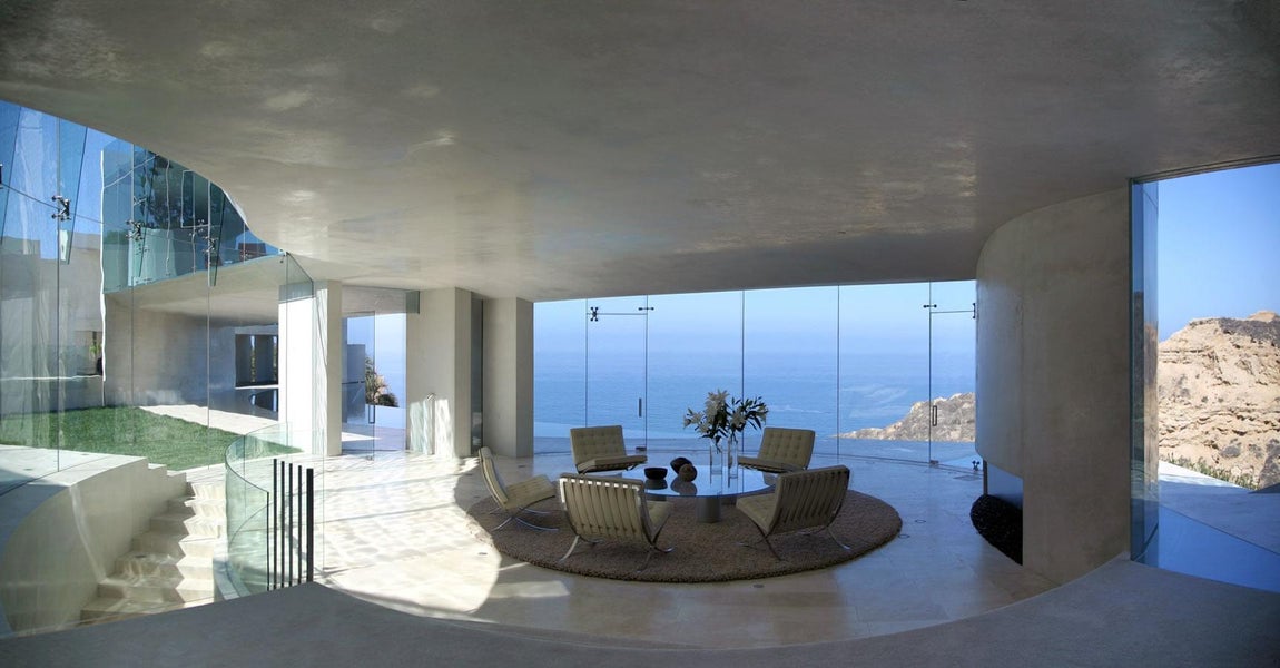 La disposición de los espacios juega con formas geométricas totalmente integradas.