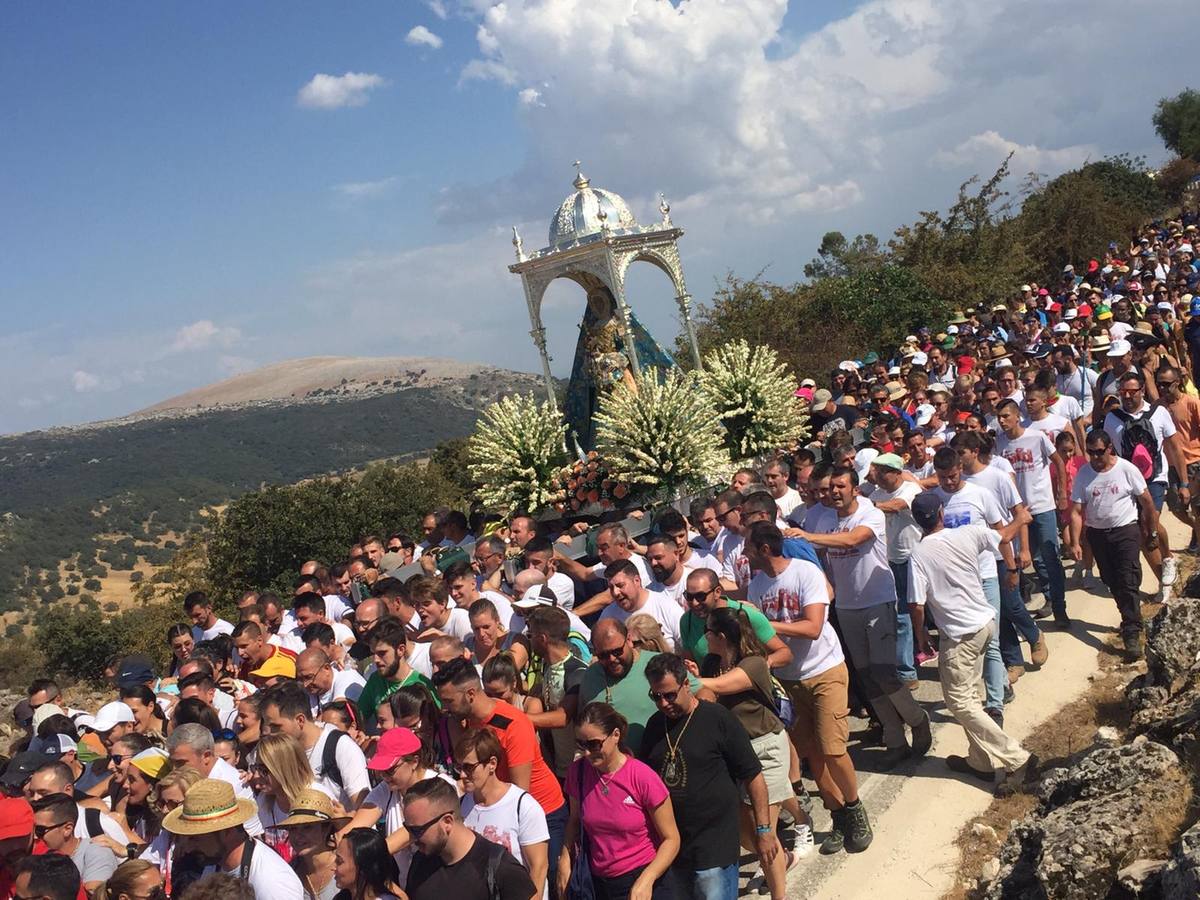 La «Bajá» de la Virgen de la Sierra, en imágenes