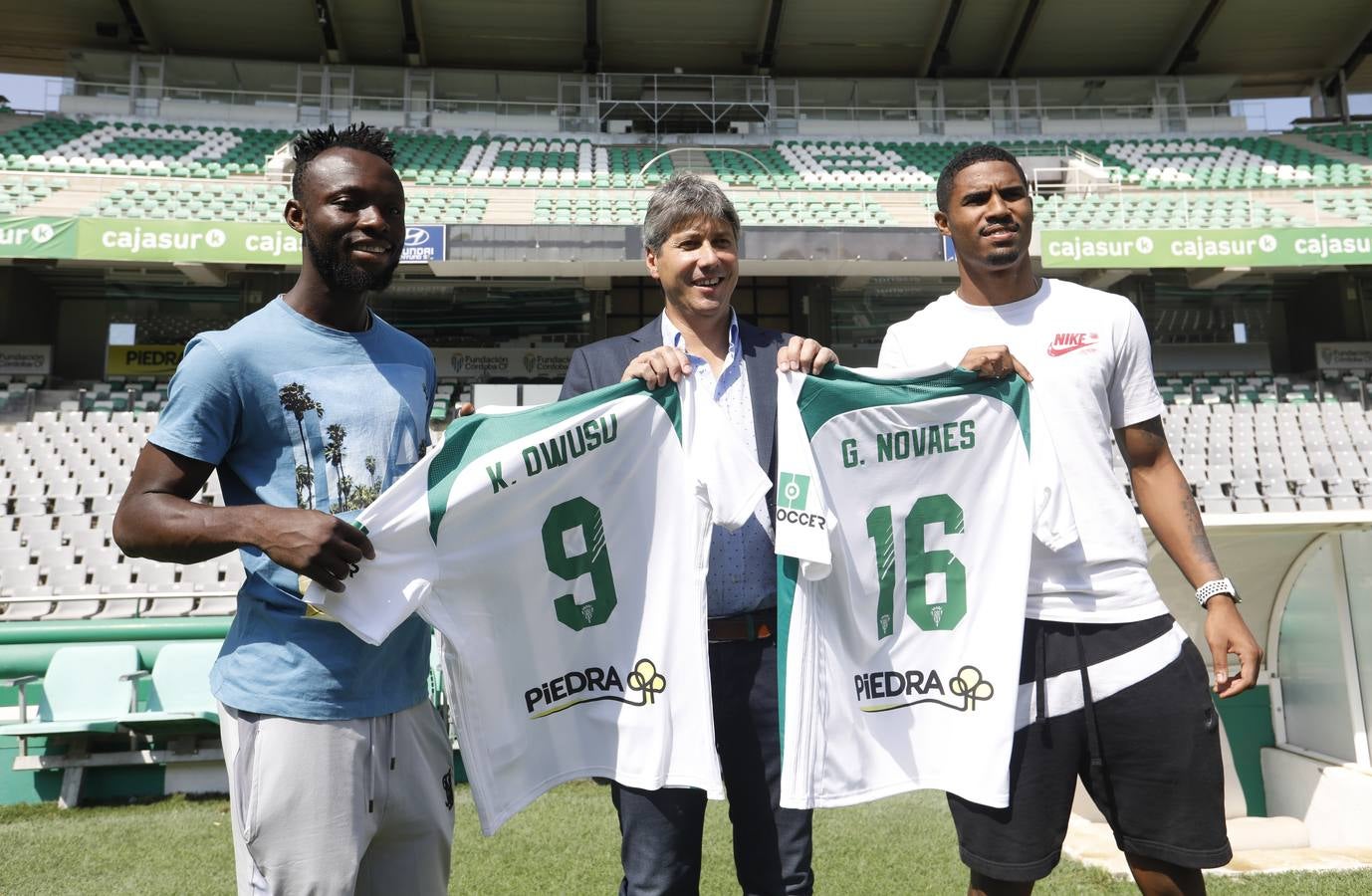 La presentación de Owusu y Novaes en el Córdoba CF, en imágenes