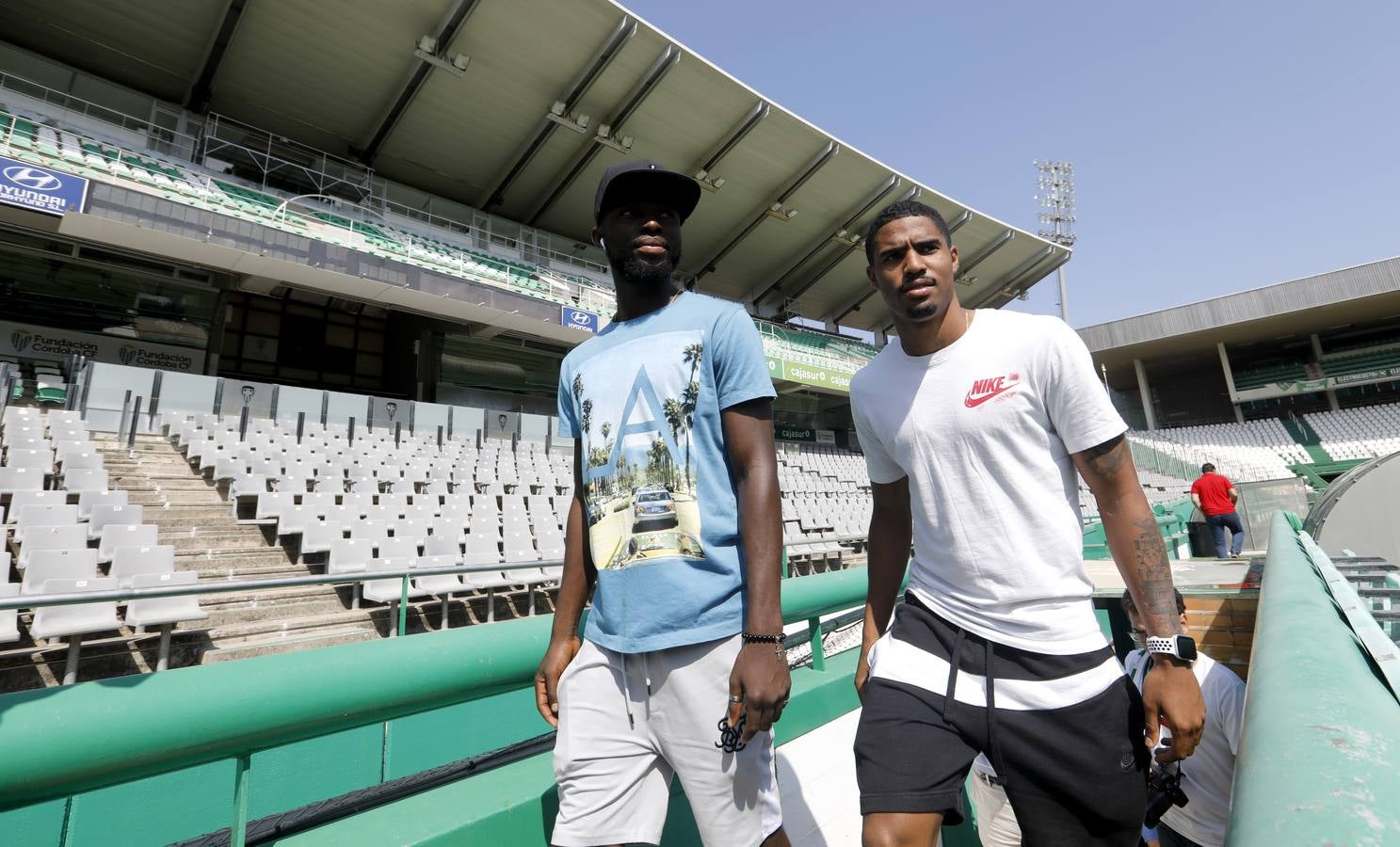 La presentación de Owusu y Novaes en el Córdoba CF, en imágenes