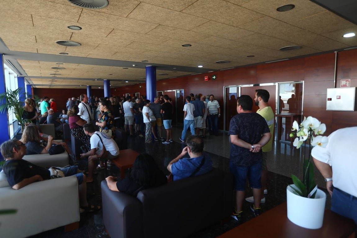 FOTOS: Íntimo y emocionado adiós a Manolo Santander