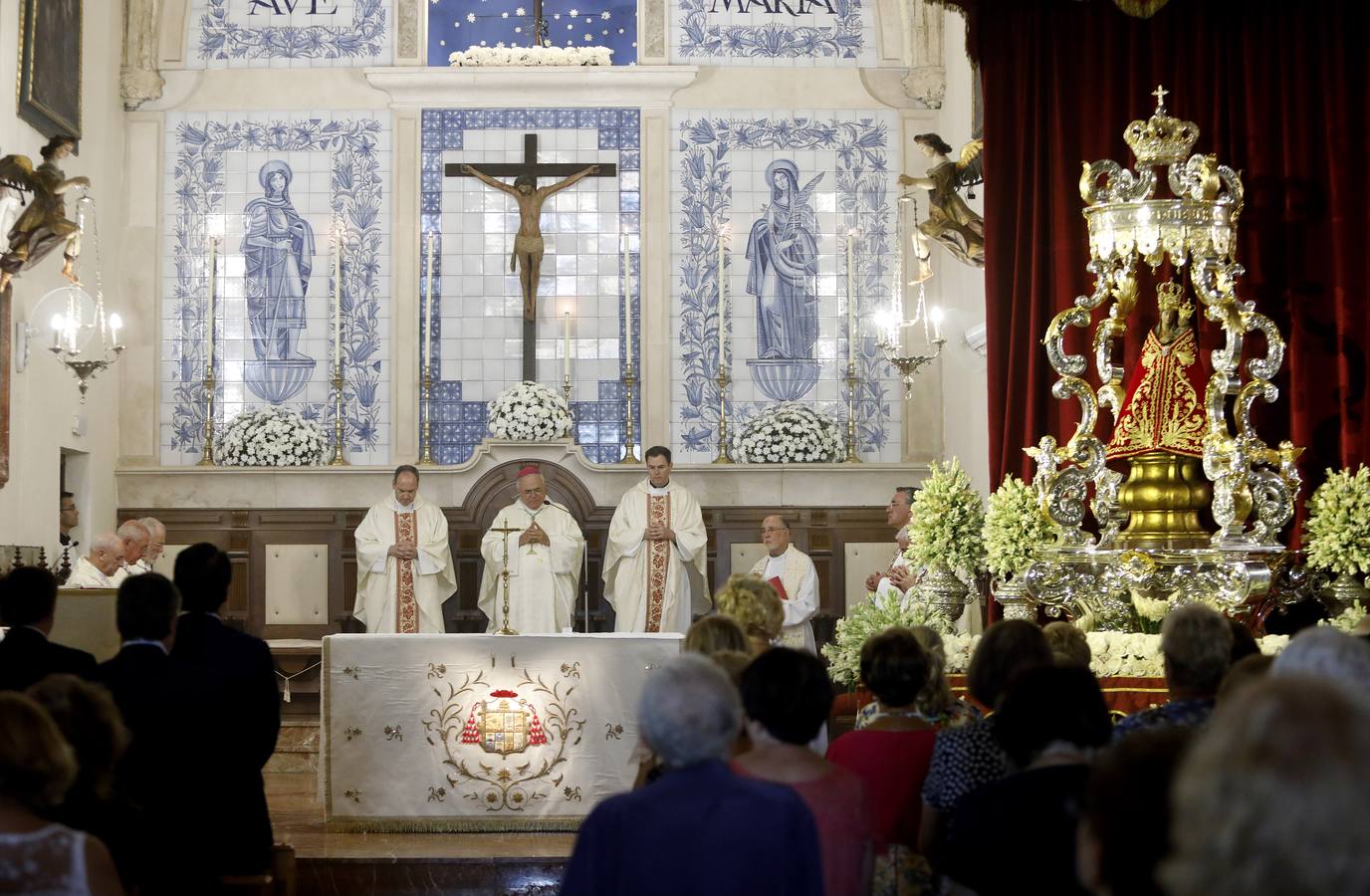 La misa de la Fuensanta, en imágenes