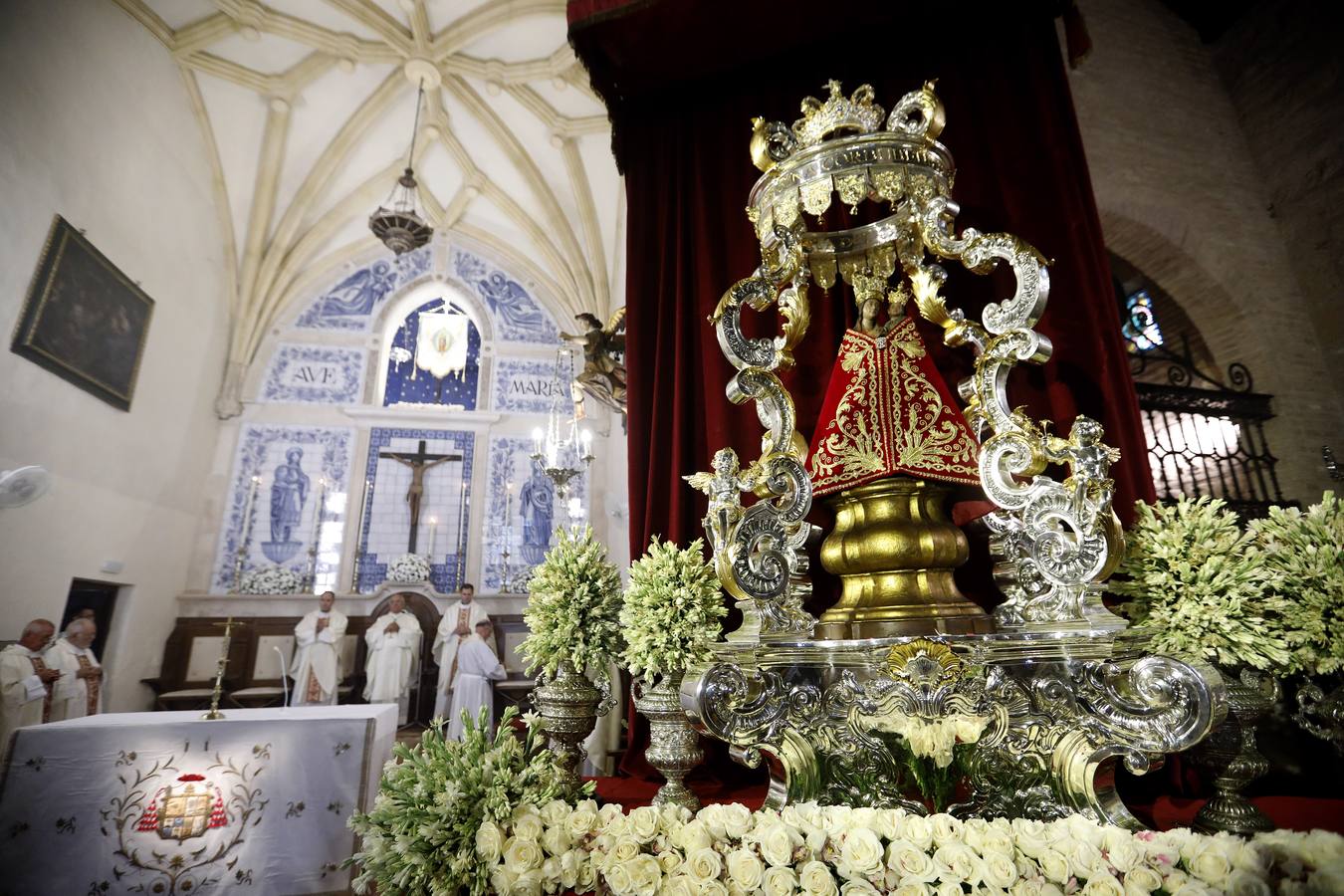 La misa de la Fuensanta, en imágenes