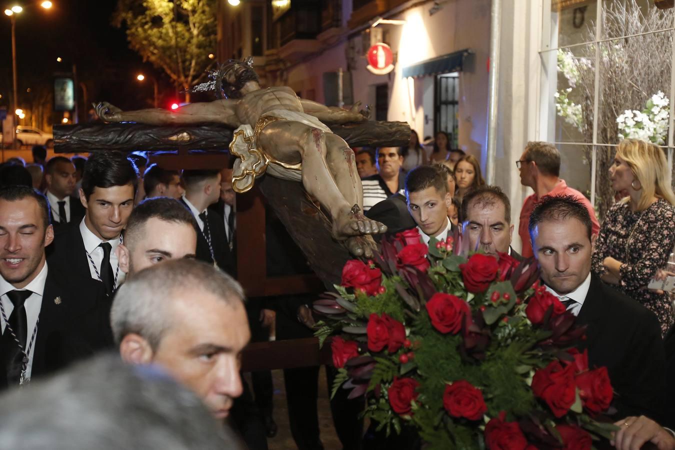 Los via crucis de la Sangre y la Agonía de la Magna de Córdoba, en imágenes