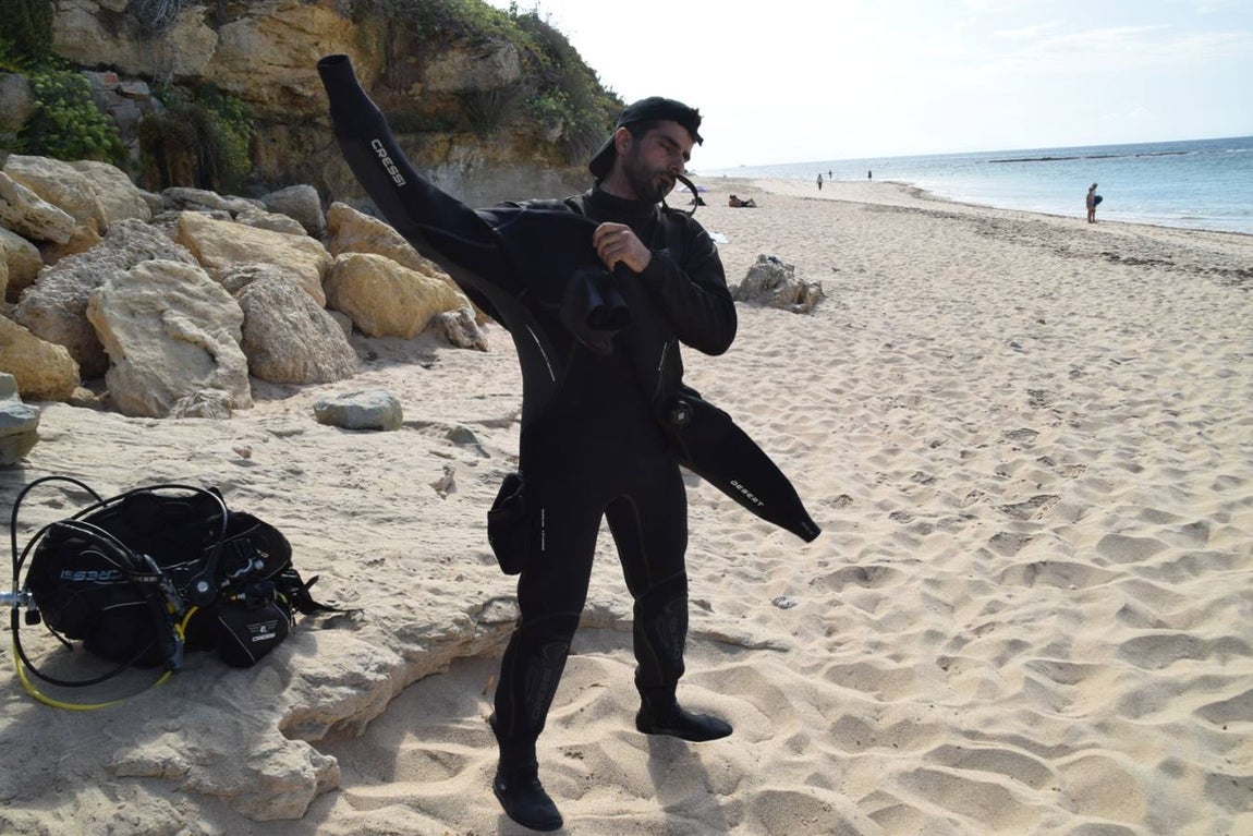 En Fotos, la búsqueda del desaparecido en los Caños de Meca