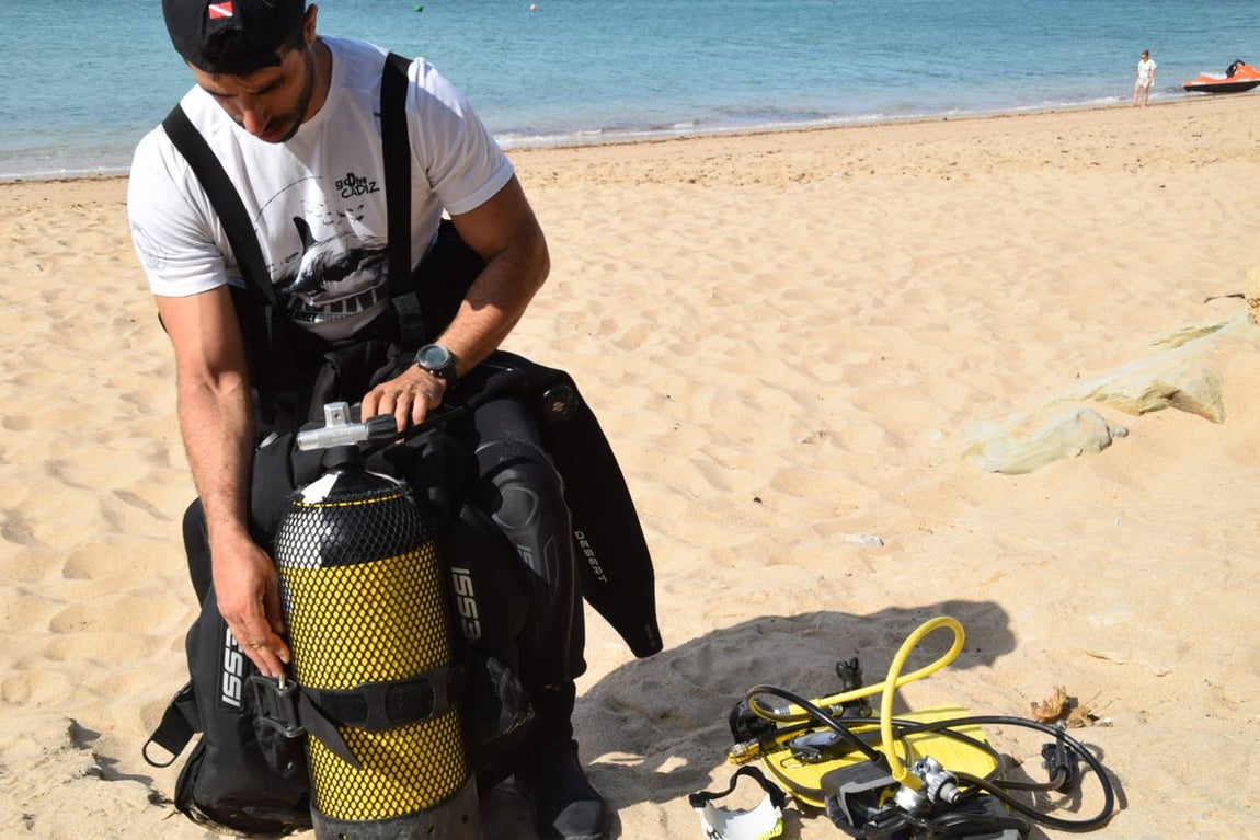 En Fotos, la búsqueda del desaparecido en los Caños de Meca