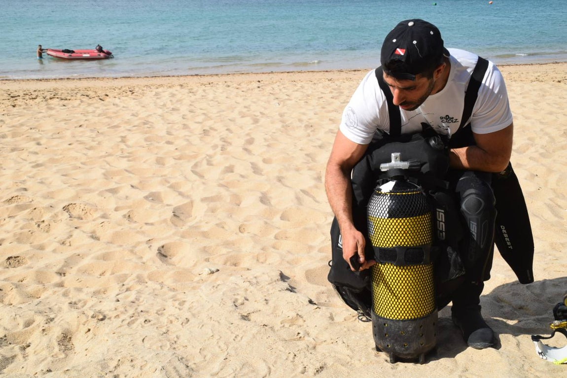 En Fotos, la búsqueda del desaparecido en los Caños de Meca