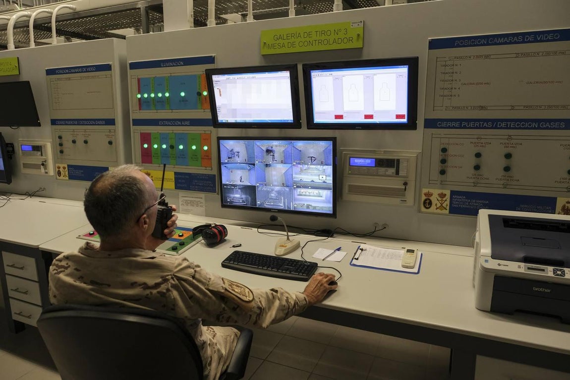 Fotos: galería y simulador de tiro del Tercio de Armada