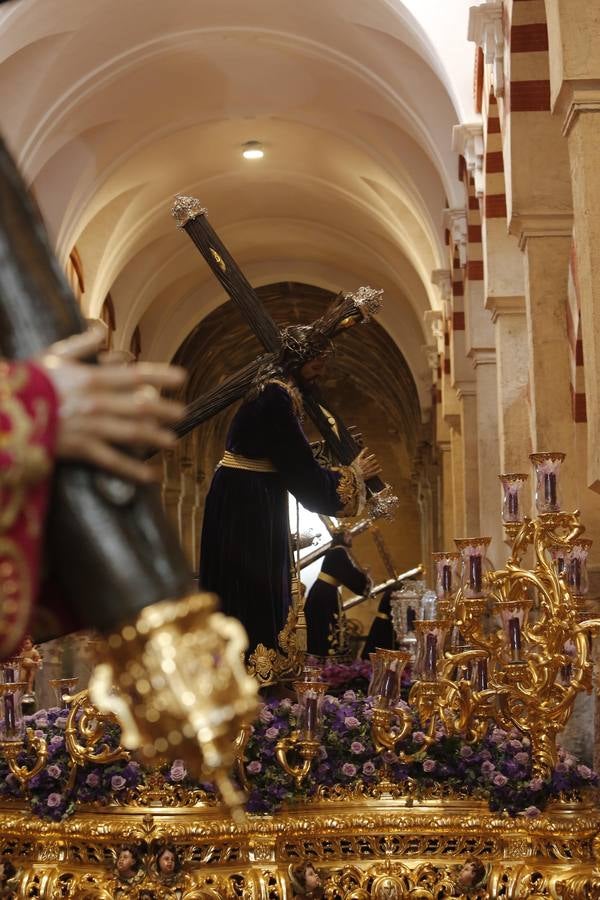 La magna exposición de Córdoba «Por tu Cruz redimiste el mundo», en imágenes