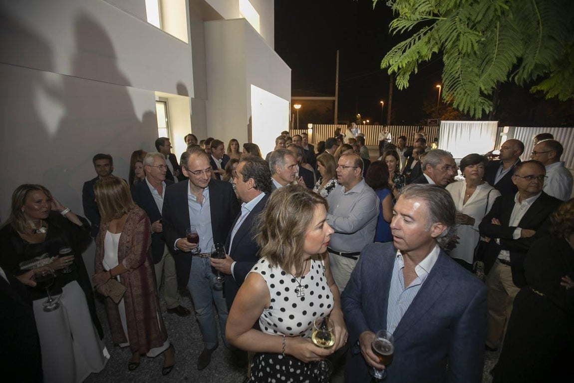 La nueva clínica del doctor Emilio Cabrera en Córdoba, en imágenes