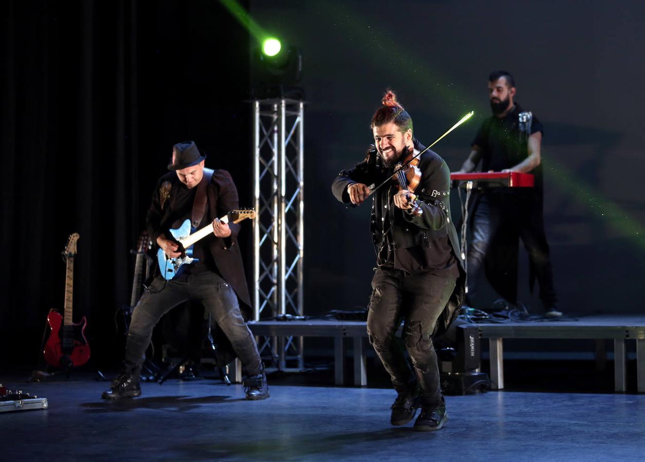 El grupo «Strad, el violinista rebelde» fue uno de los protagonistas de la gala. 