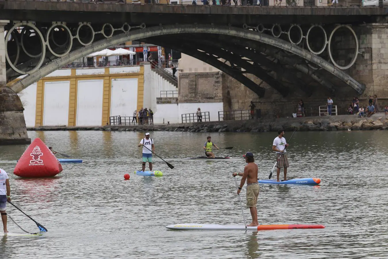 La Tercera Edición del Festival de paddle surf Sevilla SUP, en imágenes