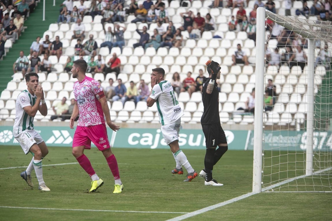 Selección de imágenes del Córdoba CF-CD Badajoz
