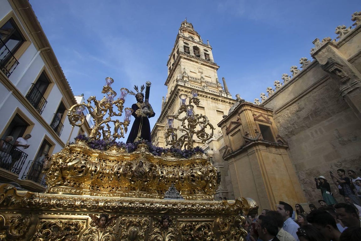 La procesión de regreso de la Magna Nazarena de Córdoba, en imágenes