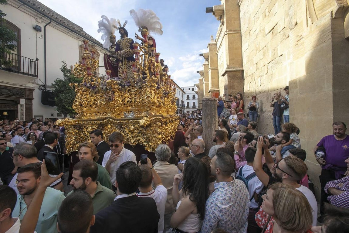 La procesión de regreso de la Magna Nazarena de Córdoba, en imágenes