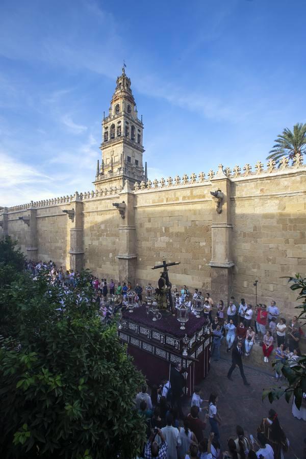La procesión de regreso de la Magna Nazarena de Córdoba, en imágenes