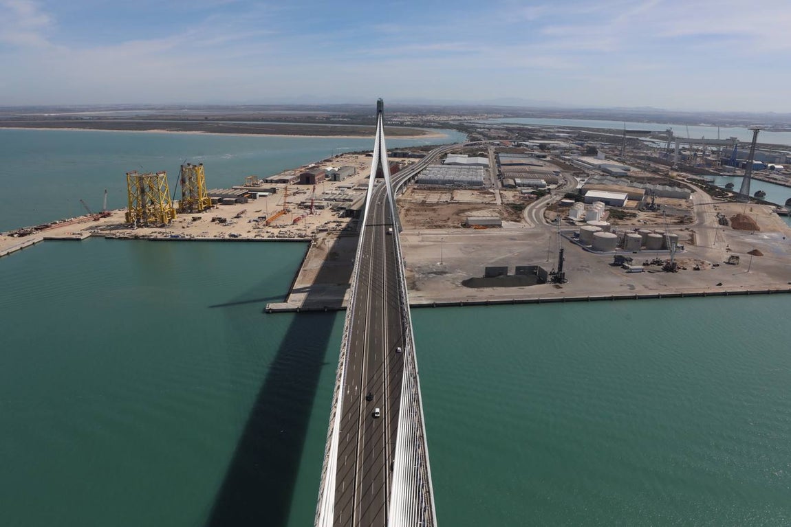 El segundo puente de Cádiz cumple este martes cuatro años de su inauguración