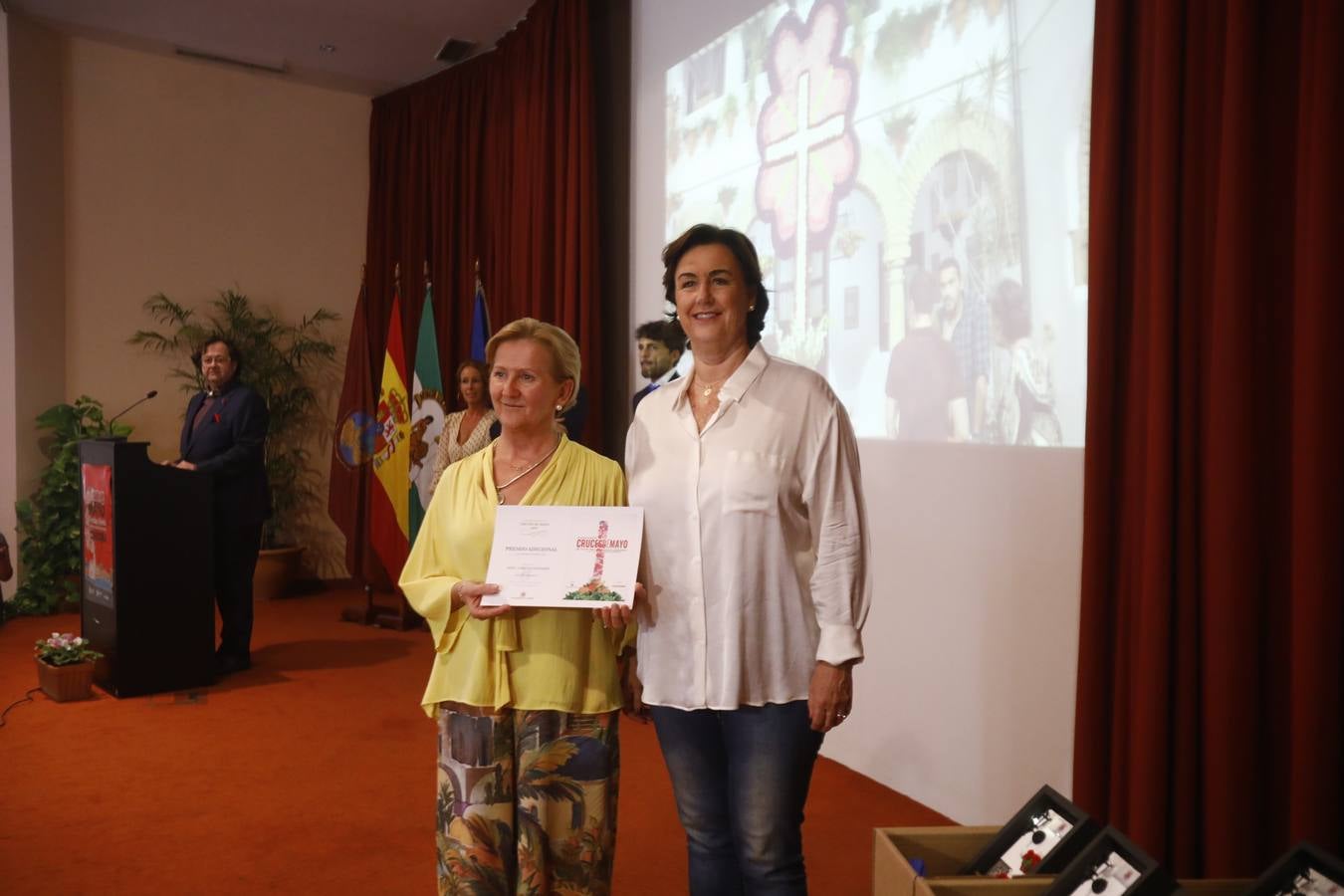 En imágenes, los premiados del Mayo Festivo cordobés