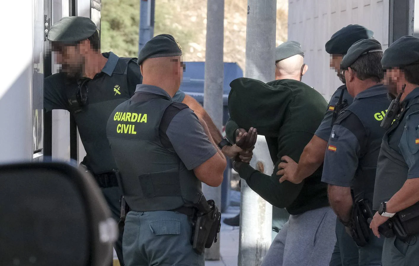 FOTOS: Los detenidos por el ajuste de cuentas de Chipiona, ante la Justicia