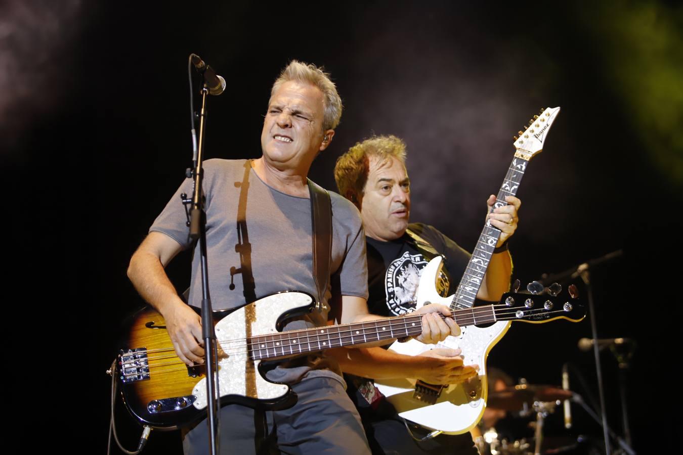 El concierto de Hombres G en Córdoba, en imágenes