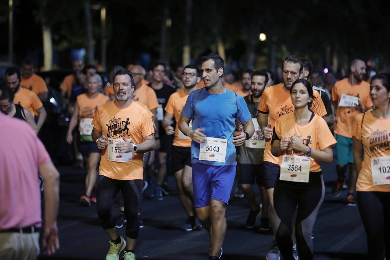 ¿Has corrido la Carrera Nocturna de Sevilla? Búscate en las fotos (II)