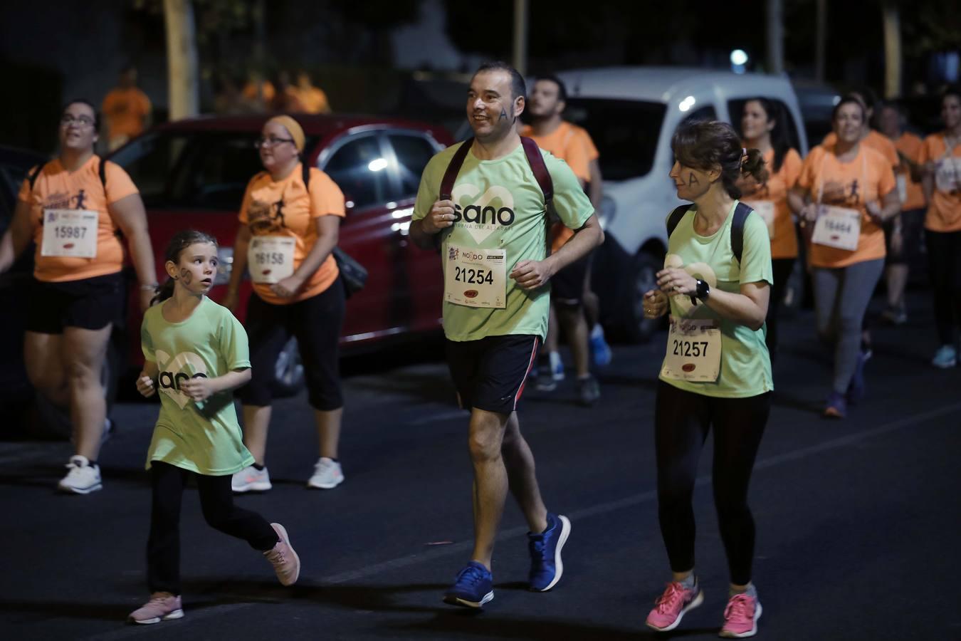 ¿Has corrido la Carrera Nocturna de Sevilla? Búscate en las fotos (III)